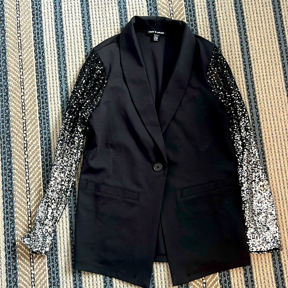 Cable & Gauge women’s blazer sz S!